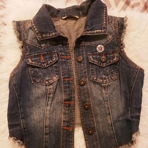 Crop Jean vest